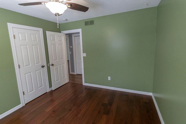 4500 W BRIDGEWOOD DR, Columbia, MO 65203