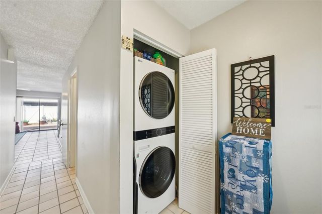 16143 RAMBLING VINE DRIVE E, Tampa, FL 33624