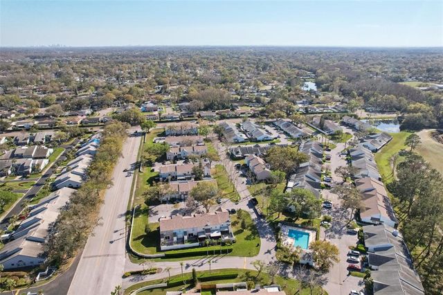 16143 RAMBLING VINE DRIVE E, Tampa, FL 33624