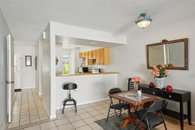 16143 RAMBLING VINE DRIVE E, Tampa, FL 33624