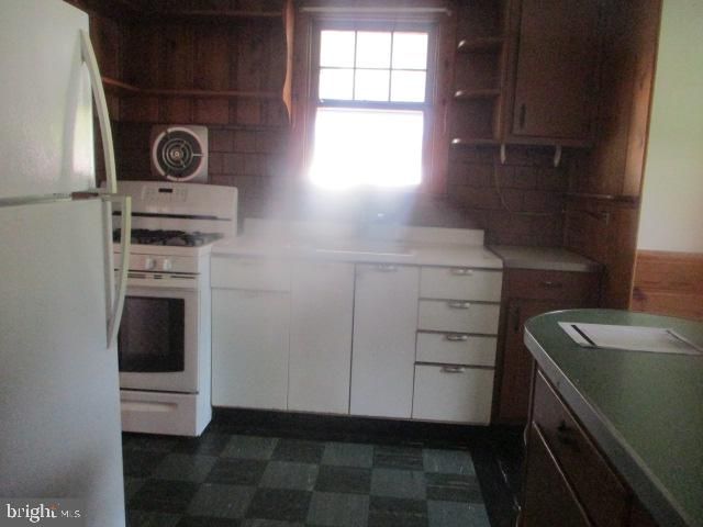 404 MAPLE LN NW, Glen Burnie, MD 21061