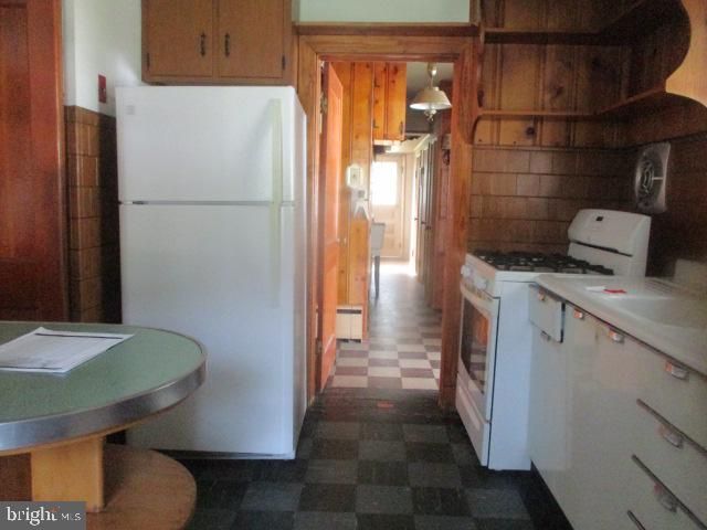 404 MAPLE LN NW, Glen Burnie, MD 21061