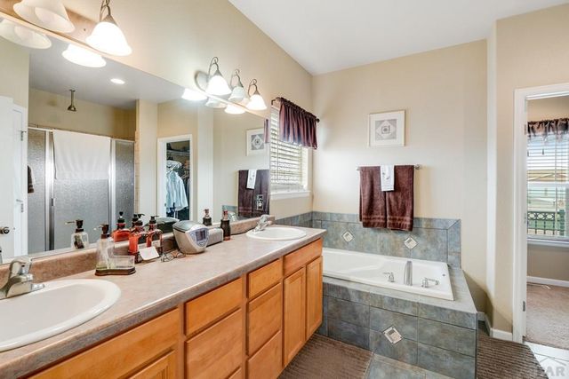 777 Woodleaf Dr, Pueblo West, CO 81007