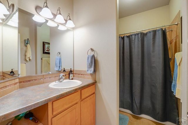 777 Woodleaf Dr, Pueblo West, CO 81007