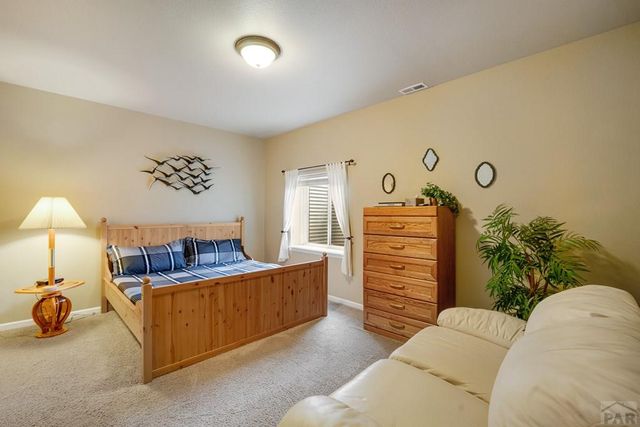 777 Woodleaf Dr, Pueblo West, CO 81007