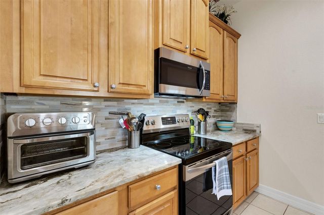 2617 HICKORY VIEW LOOP, Lakeland, FL 33813