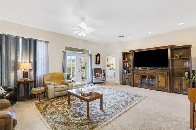 2617 HICKORY VIEW LOOP, Lakeland, FL 33813