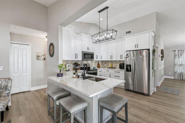 2009 SHADYHILL TERRACE, Winter Park, FL 32792