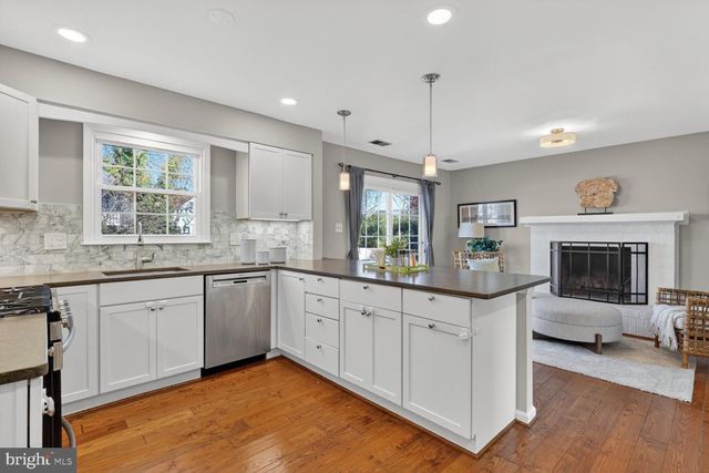 2607 WASHINGTON BLVD, Arlington, VA 22201