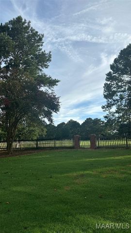 689 Towne Lake Drive, Montgomery, AL 36117