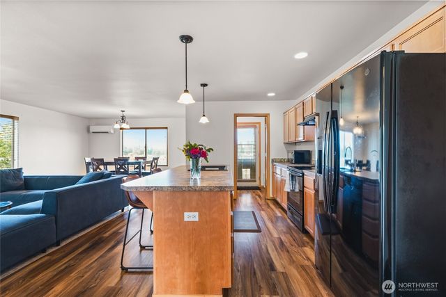1911 187th Street Ct E, Spanaway, WA 98387