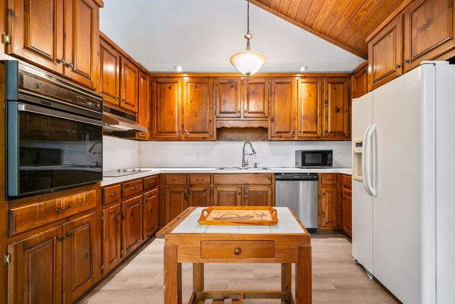 166 Lakeview Trace, Jasper, GA 30143