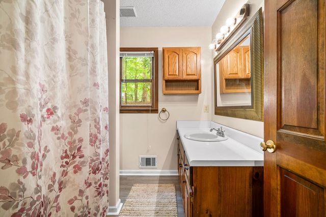 166 Lakeview Trace, Jasper, GA 30143