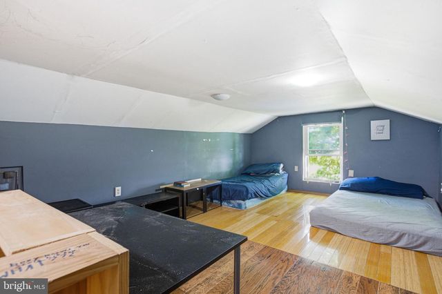 127 E CHURCH ST, Blackwood, NJ 08012