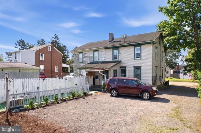 127 E CHURCH ST, Blackwood, NJ 08012