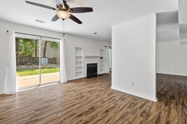 7860 Wilderness Trail B, North Charleston, SC 29418