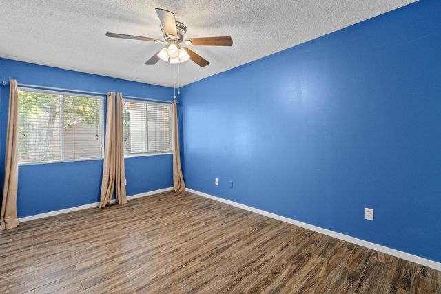 7860 Wilderness Trail B, North Charleston, SC 29418