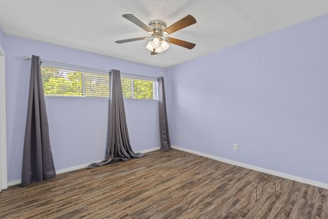 7860 Wilderness Trail B, North Charleston, SC 29418