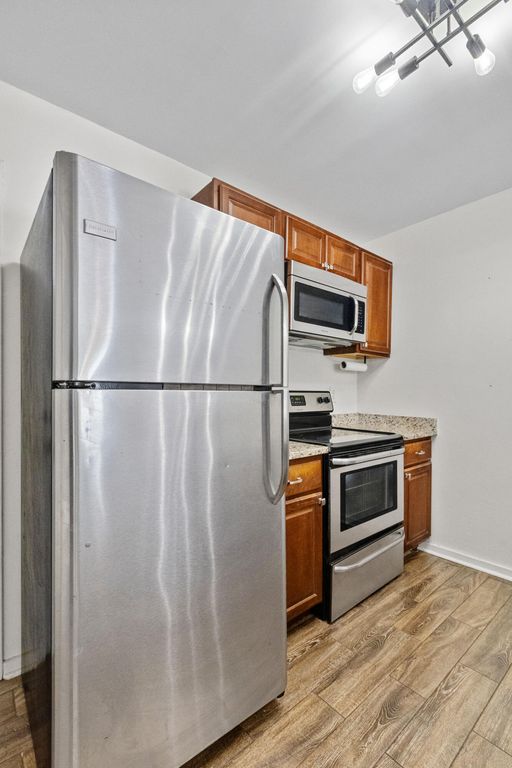 Image 10 of property listing at 7860 Wilderness Trail B, North Charleston, SC 29418