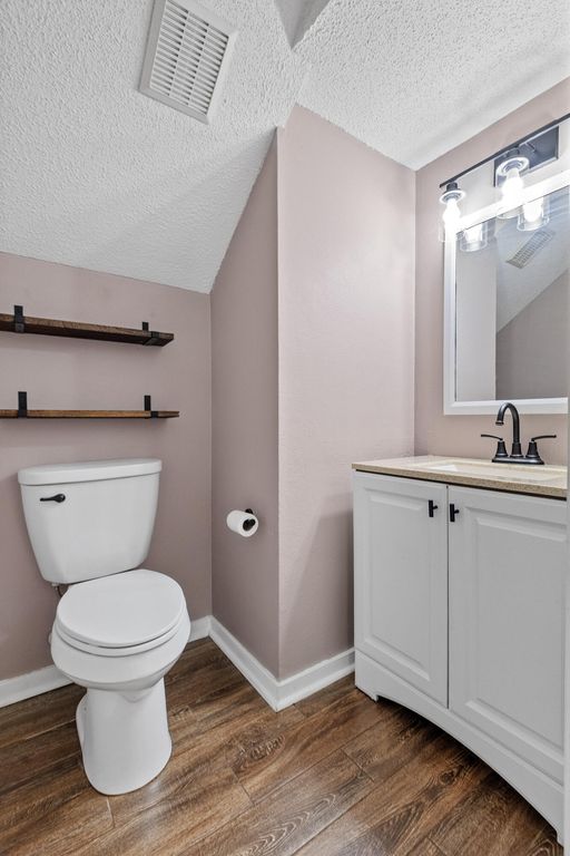 Image 19 of property listing at 7860 Wilderness Trail B, North Charleston, SC 29418