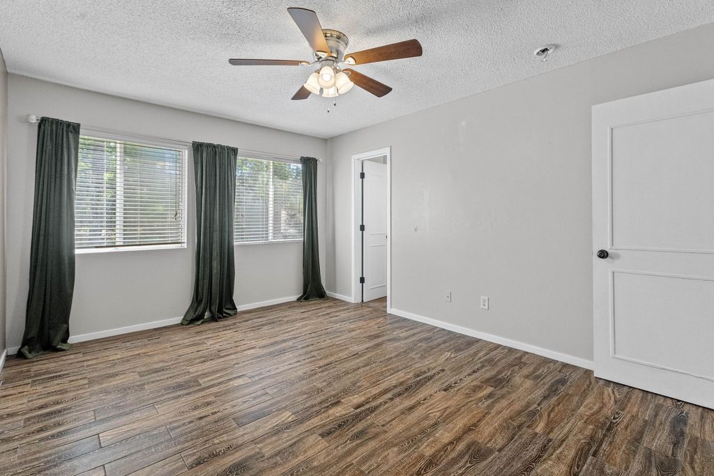 Image 22 of property listing at 7860 Wilderness Trail B, North Charleston, SC 29418