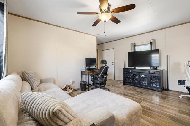 110 Knollwood Drive, Knollwood, TX 75092