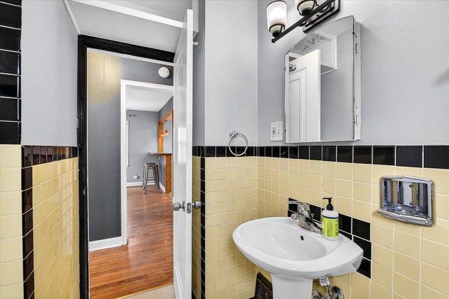 514 Spruce Street, Madison, WI 53715
