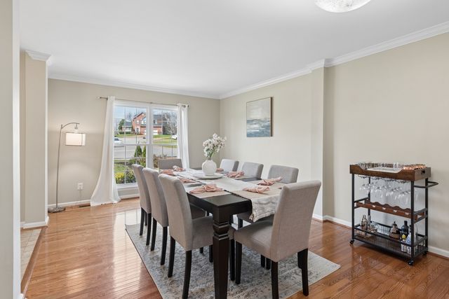 614 Winners Circle Pl, Thompsons Station, TN 37179