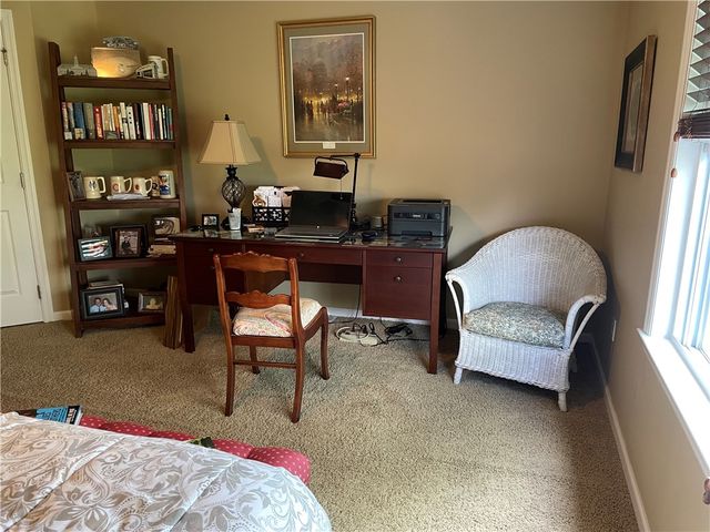 613 Old Glory Lane, Economy, PA 15042