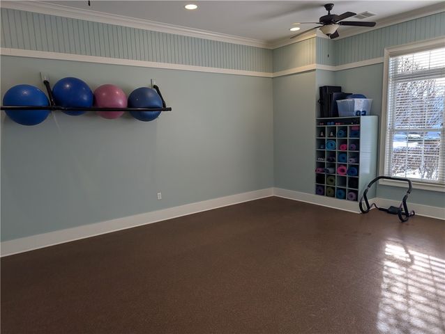 613 Old Glory Lane, Economy, PA 15042