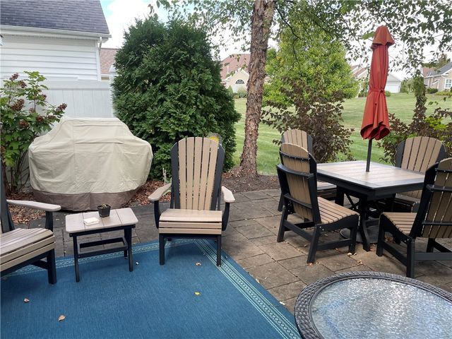 613 Old Glory Lane, Economy, PA 15042