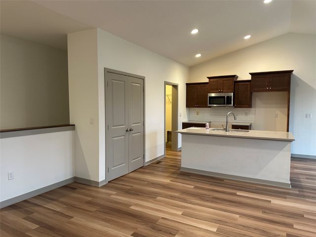 980 Juniper Drive, Carlisle, IA 50047