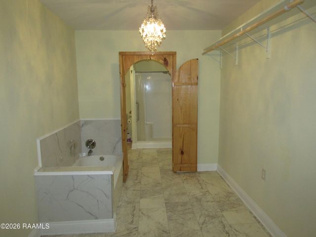 405 S Jacqueline Drive, New Iberia, LA 70563