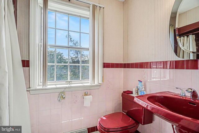 1366 HICKORY RUN DR, Elizabethtown, PA 17022