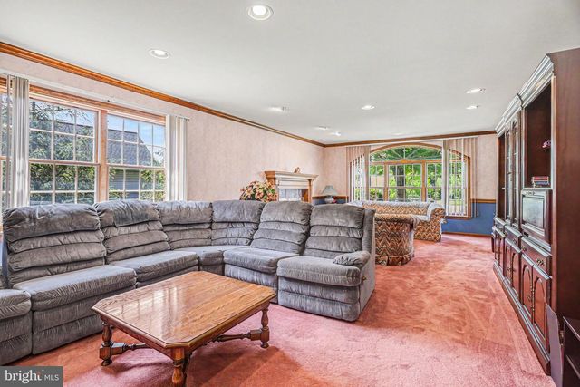 1366 HICKORY RUN DR, Elizabethtown, PA 17022