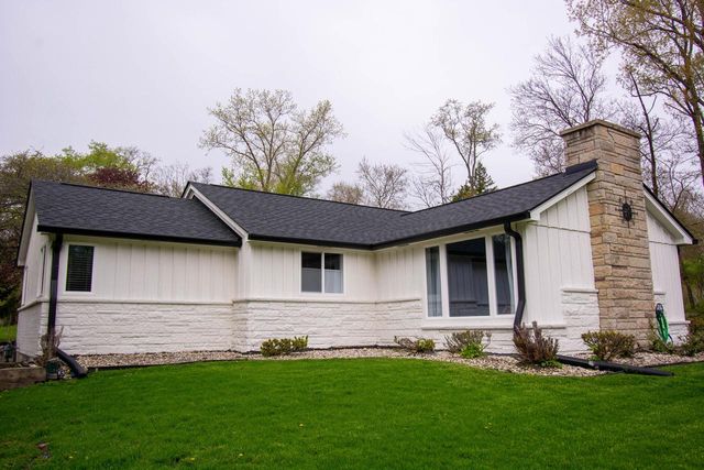 N3193 Nymph ROAD, Lake Geneva, WI 53147