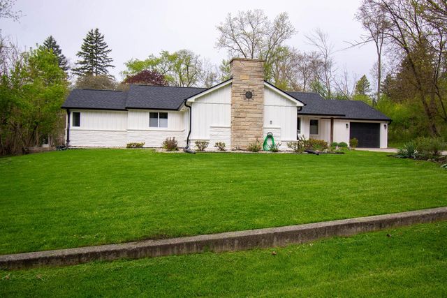 N3193 Nymph ROAD, Lake Geneva, WI 53147
