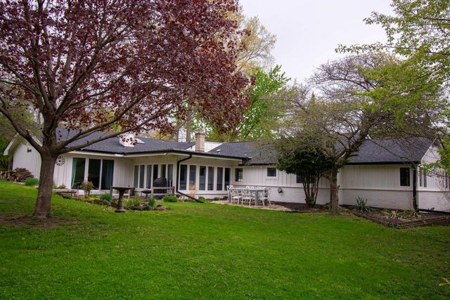 N3193 Nymph ROAD, Lake Geneva, WI 53147