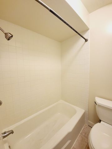 712 Concord Lane, Barrington, IL 60010