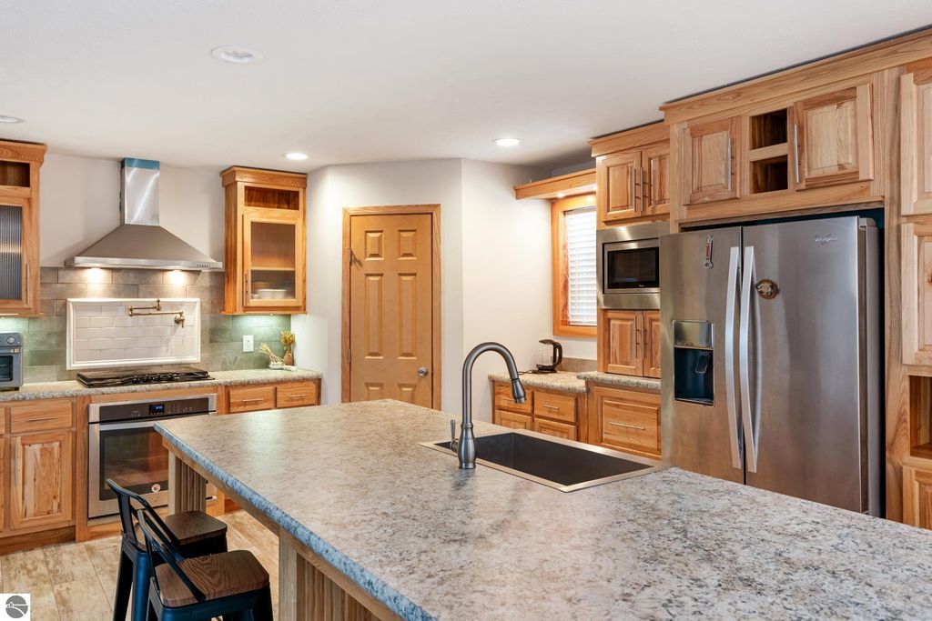 Image 14 of property listing at 433 Alexander Road, Vanderbilt, MI 49795