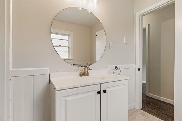 6612 Overlook St, South Park, PA 15129