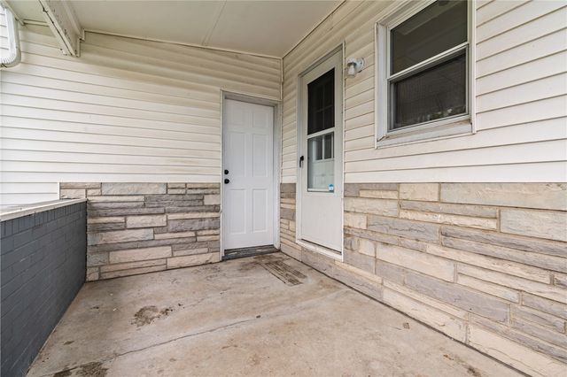 6612 Overlook St, South Park, PA 15129