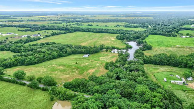 912 Bewley Road, Whitesboro, TX 76273