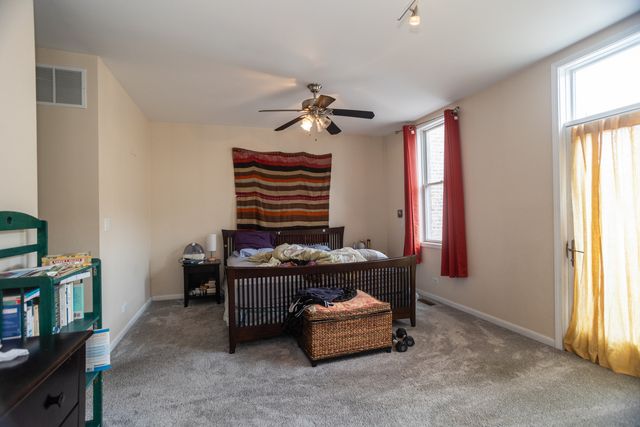 2007 N Oakley Avenue, Chicago, IL 60647