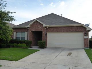 2109 Sun Creek Drive, Little Elm, TX 75068