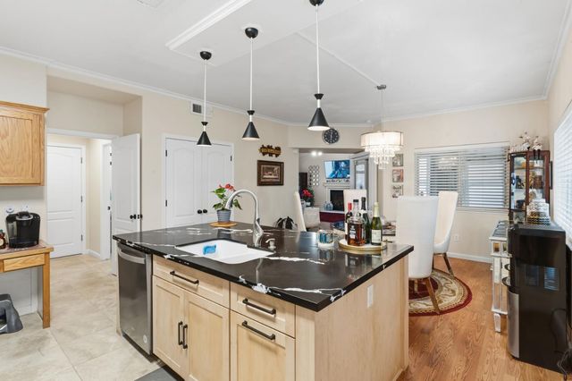 6632 E Michigan Avenue, Fresno, CA 93727