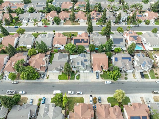 6632 E Michigan Avenue, Fresno, CA 93727