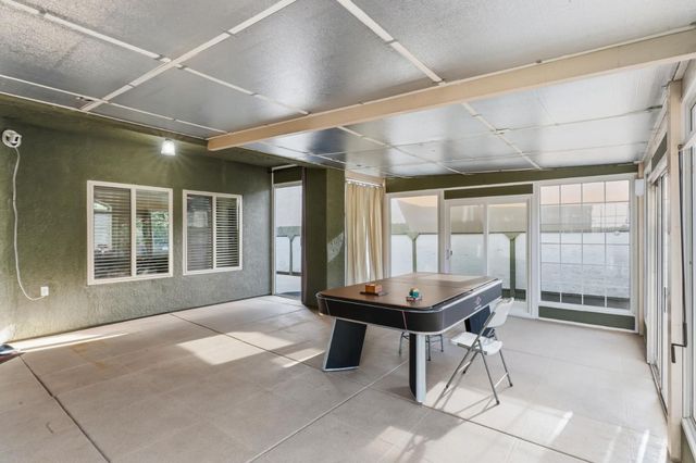 6632 E Michigan Avenue, Fresno, CA 93727