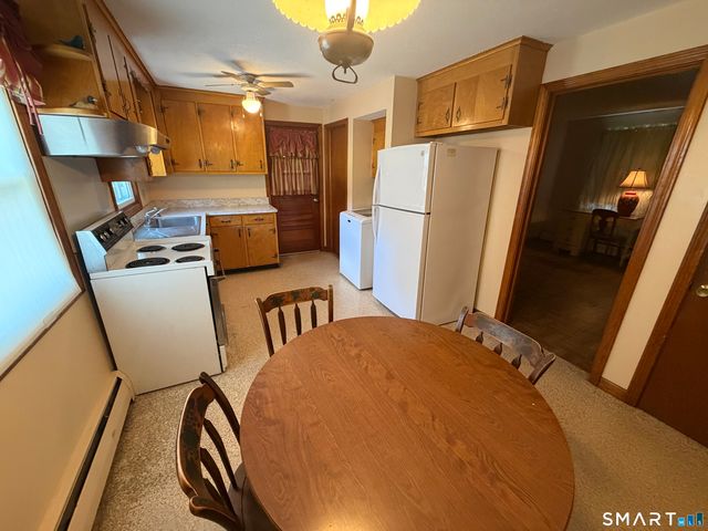 1130-B Blue Hills Avenue, Bloomfield, CT 06002
