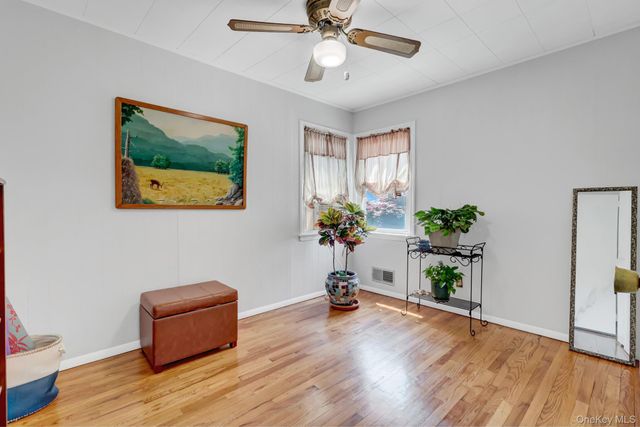 202 N Kings Avenue, Massapequa, NY 11758